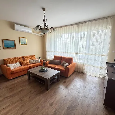 Апартаменты Near To The Sea *